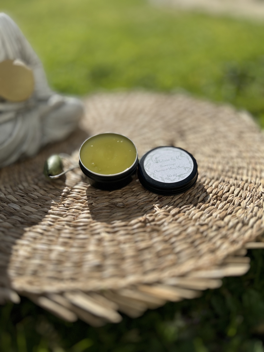 Baume hydratant pour le corps à l’huile de chanvre
